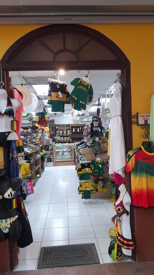 Welcoming entrance to the Sun 'n' Sand shop